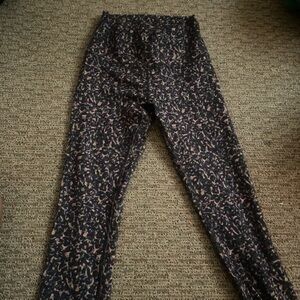 lululemon athletica Kids' Black and Pink Patterned Leggings
